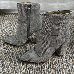 Steve Madden Noticed R rhinestone bootie 7